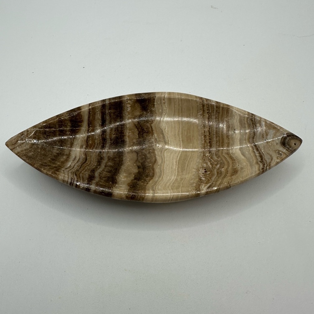 Eye Shaped Chocolate Mexican Onyx Dish - Picture 2 of 6